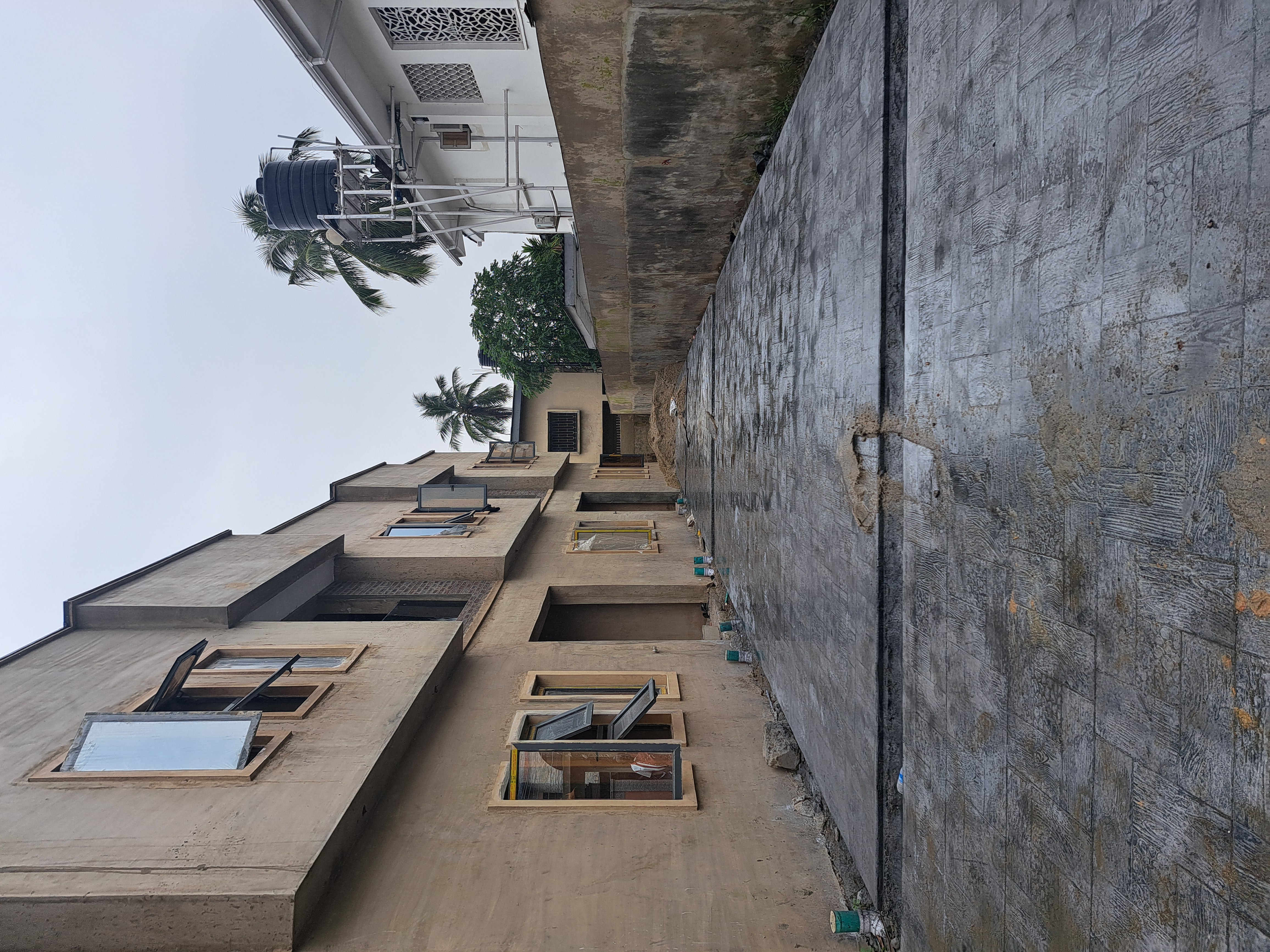 4 bedroom semi-detached Duplex with modern infrastructure and ample parking space thumbnail 2
